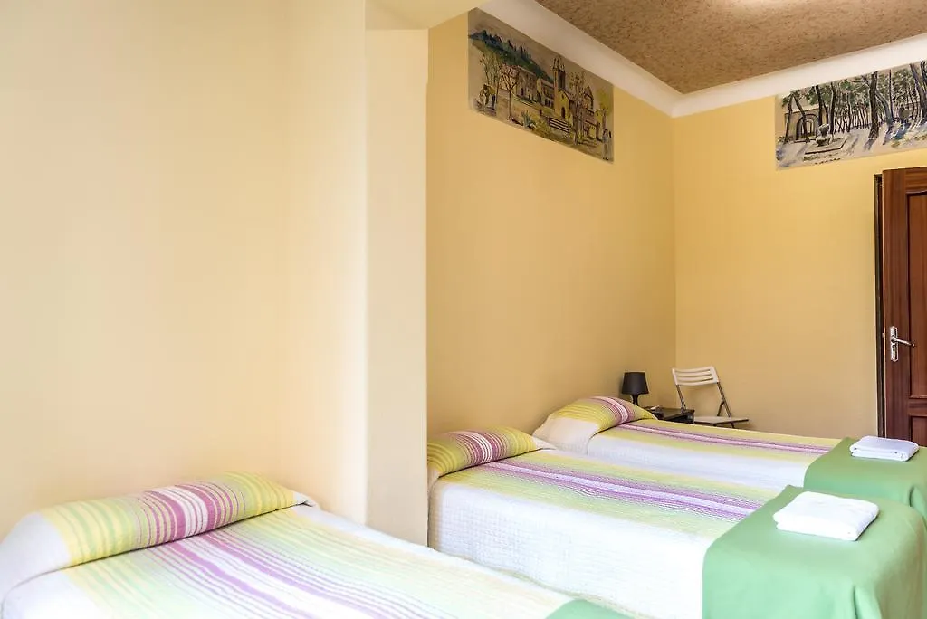 Apartamento Hostel Turistic Castell Barcelona Espanha